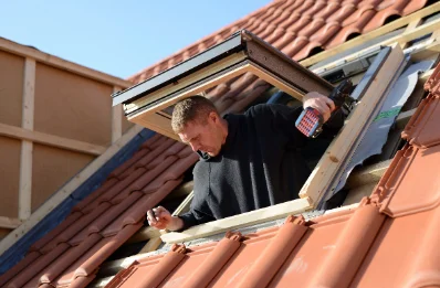 Pose de fenêtres de toit Velux à Charmée